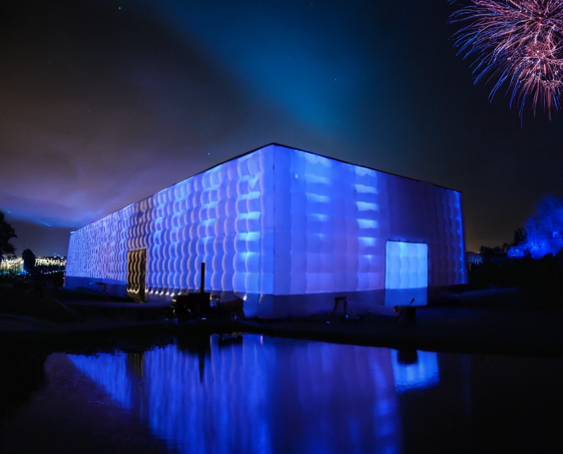 Tente gonflable élégante en arrière-plan pour un événement